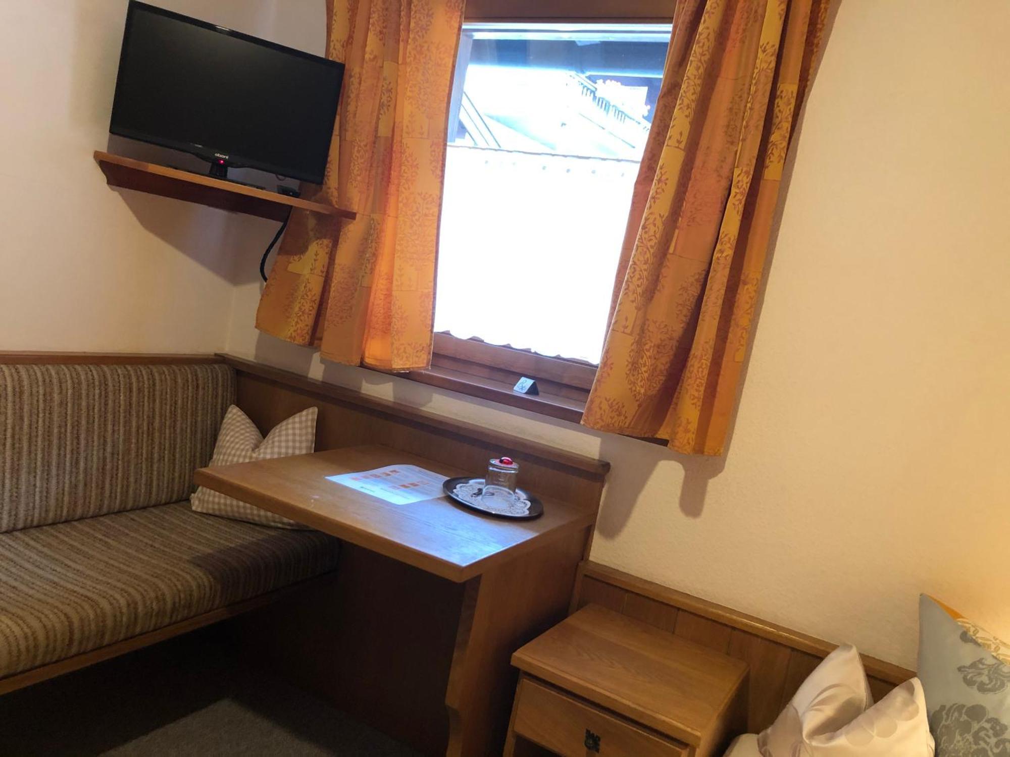 Gaestehaus Am Kurparkweg Hotel Reit im Winkl Room photo